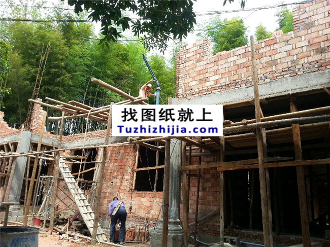 湖南省劉先生自建的雙拼二層帶閣樓全套施工直播。