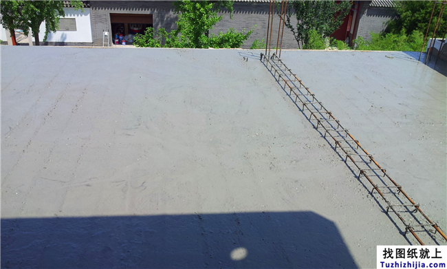 土豪金總的自建花園中式別墅直播。