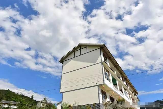 20萬建造的農村小別墅-竟然比城市里面的好看！