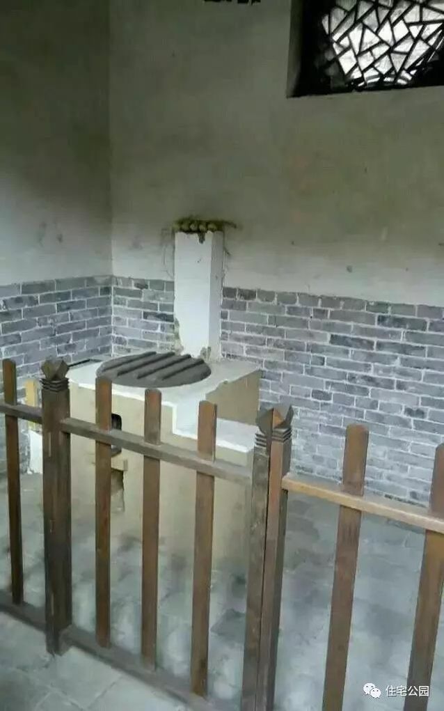 水泊梁山不僅有傳奇，也有特色民居