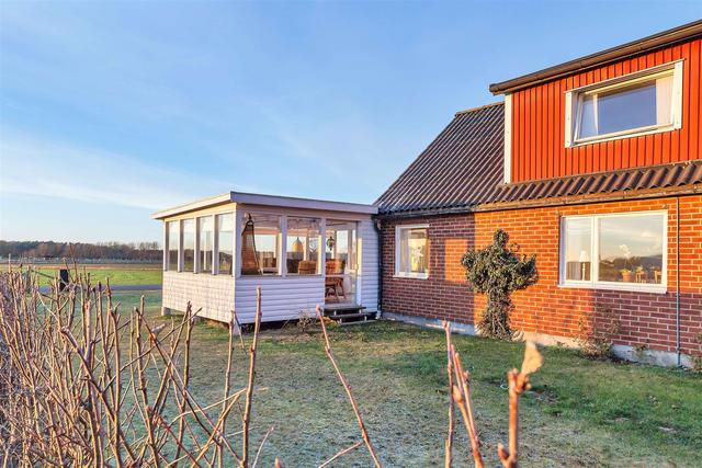 這個農村建別墅無限制 他們反而開始建小別墅 夠住舒適就好！