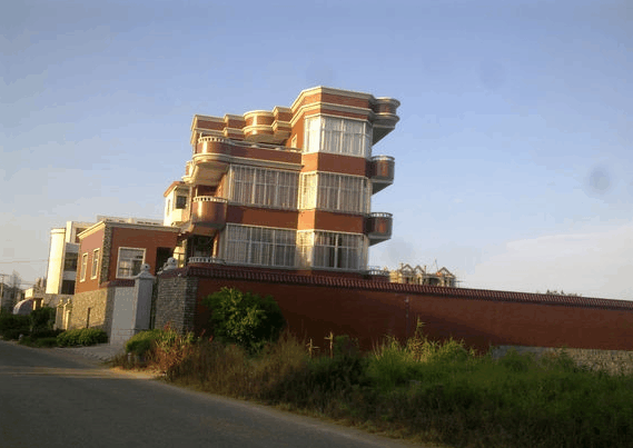 農(nóng)村也可以很土豪, 這個(gè)地方的農(nóng)村人住的都是豪華別墅！