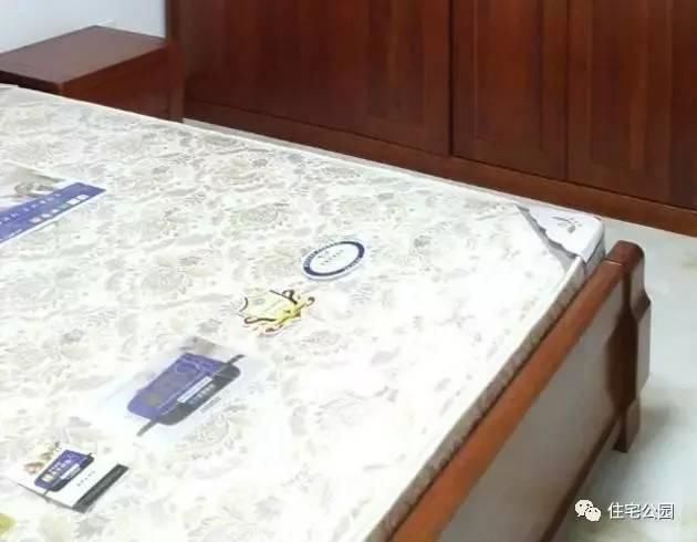 農村小伙歷時半年自建40萬別墅，村里人看了都羨慕！