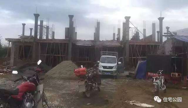 主體70萬自建三層雙拼框架別墅, 農村施工隊一樣可以蓋出豪宅!