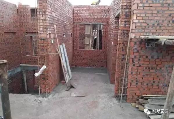 自建三層農村別墅設計，主體30多萬，親你覺得值嗎？