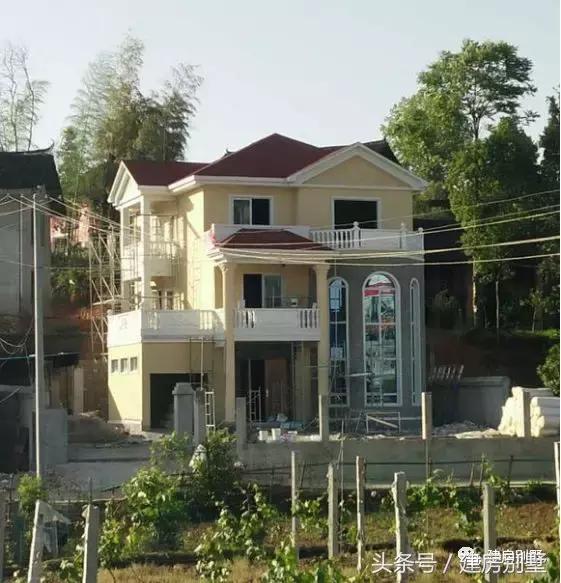 實拍農村三層經典別墅實景圖，美極了