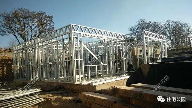 實拍一層輕鋼結(jié)構(gòu)施工過程，附平面戶型圖