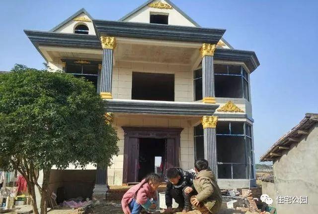 12x12.5米戶型方正的農村自建別墅圖，看起來真大氣