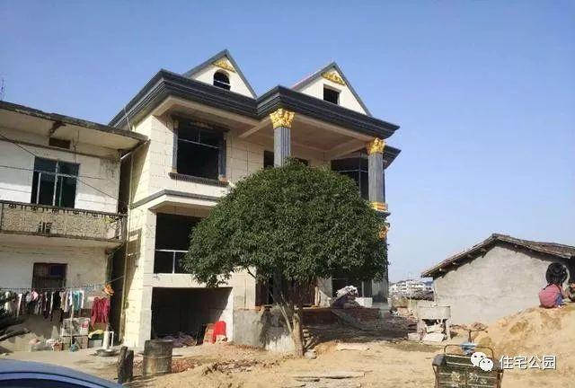 12x12.5米戶型方正的農村自建別墅圖，看起來真大氣