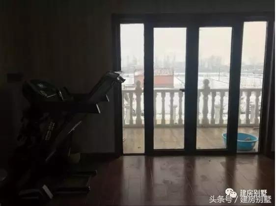 農村簡單二層住宅實拍圖，附室內裝修，造價低