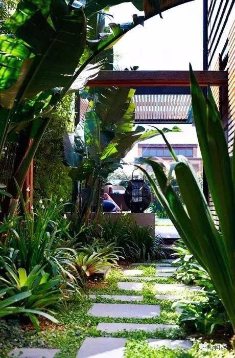 13×18m歐式二層小別墅設計圖，凹形布局有致