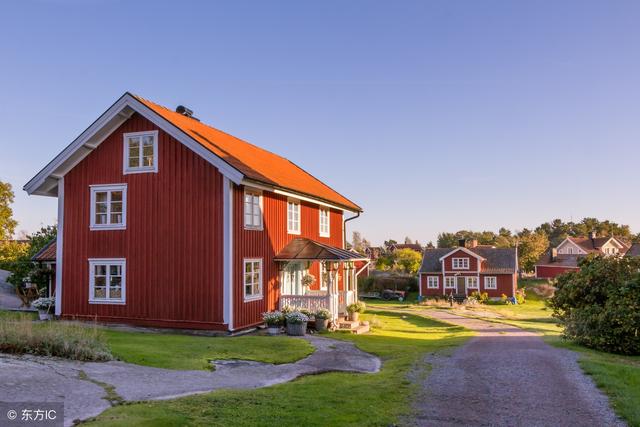 幾款木屋別墅效果圖片，造價不高，看完也想蓋
