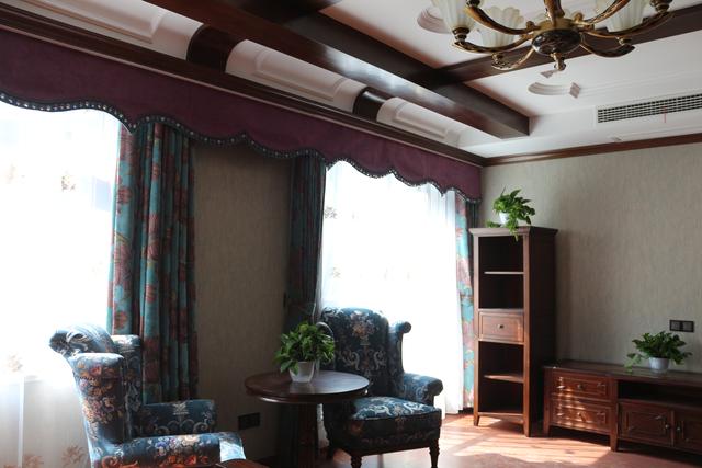 美式別墅豪宅裝修設計方案圖片，還帶小院子