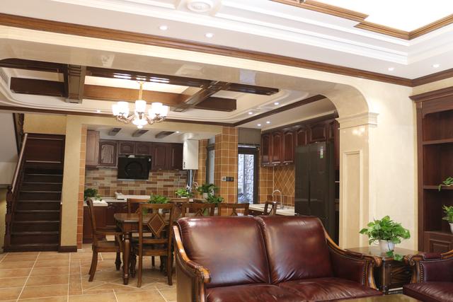 美式別墅豪宅裝修設計方案圖片，還帶小院子