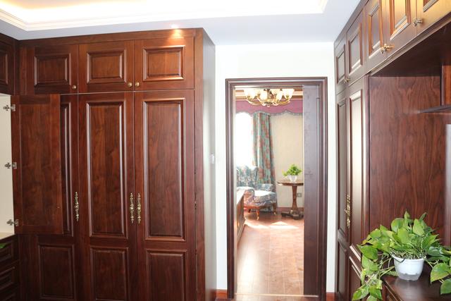 美式別墅豪宅裝修設計方案圖片，還帶小院子