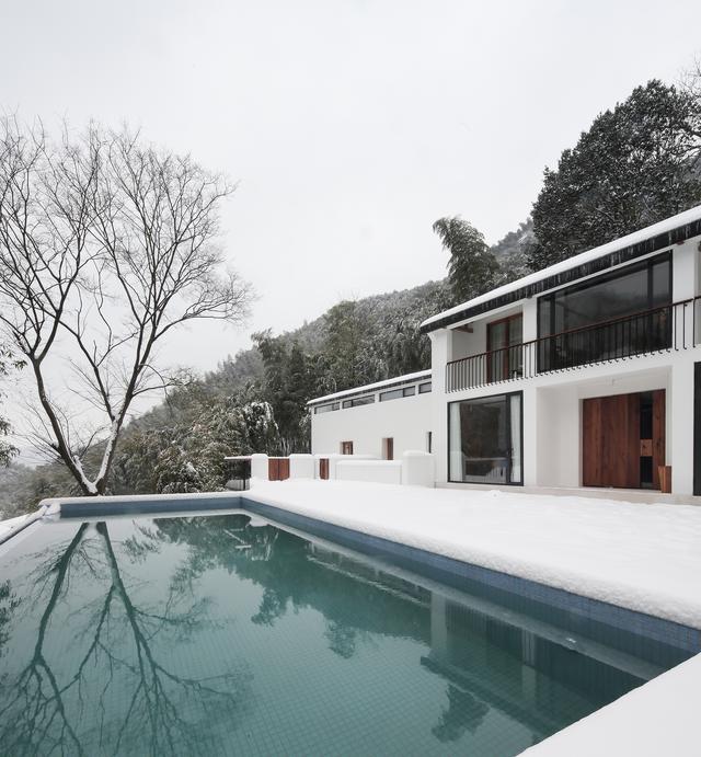 極簡風格獨棟別墅裝修，回歸自然，簡潔、明了