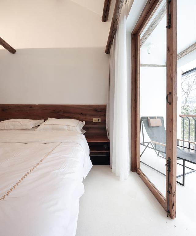 極簡風格獨棟別墅裝修，回歸自然，簡潔、明了