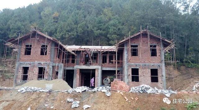 坡屋頂防水怎么做？看完這篇農村普通施工隊也能做