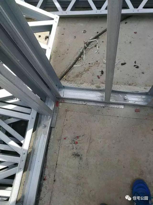 農(nóng)村自建輕鋼別墅，造價1000每平，磚混真的要被取代嗎？