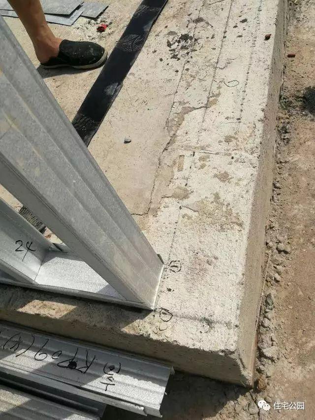 農(nóng)村自建輕鋼別墅，造價1000每平，磚混真的要被取代嗎？