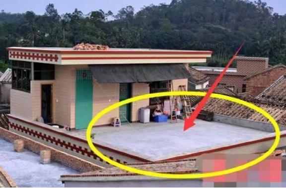 自建房頂做成斜坡還是平頂好？自建房的先看看