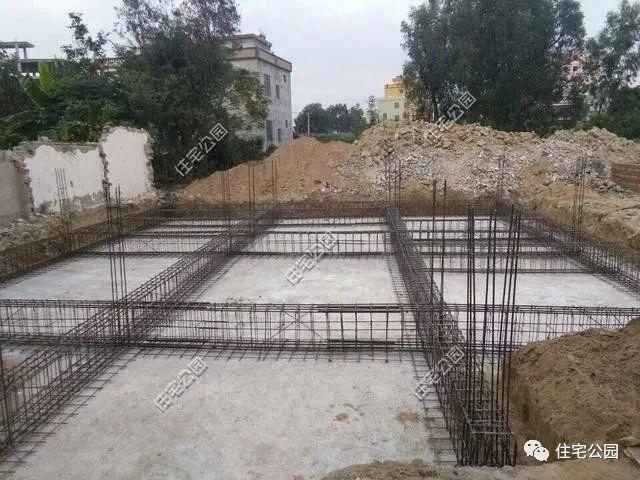 80萬(wàn)自建的三層別墅案例實(shí)拍，附裝修照片