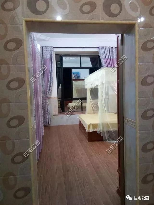 80萬(wàn)自建的三層別墅案例實(shí)拍，附裝修照片