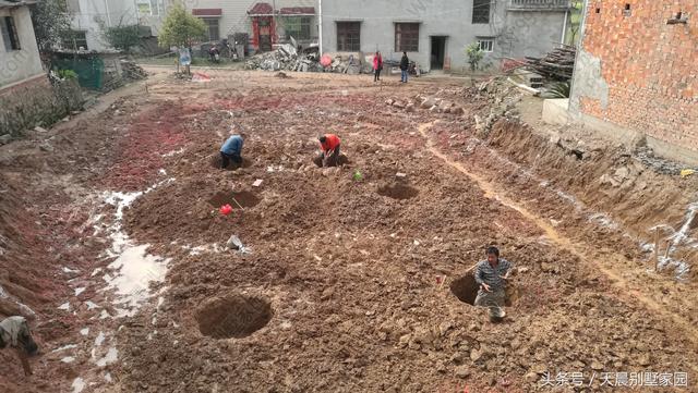 帶地下室3層別墅戶型圖，直播建房過程