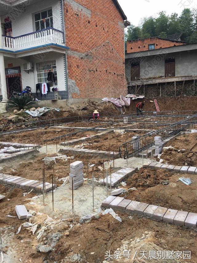 帶地下室3層別墅戶型圖，直播建房過程