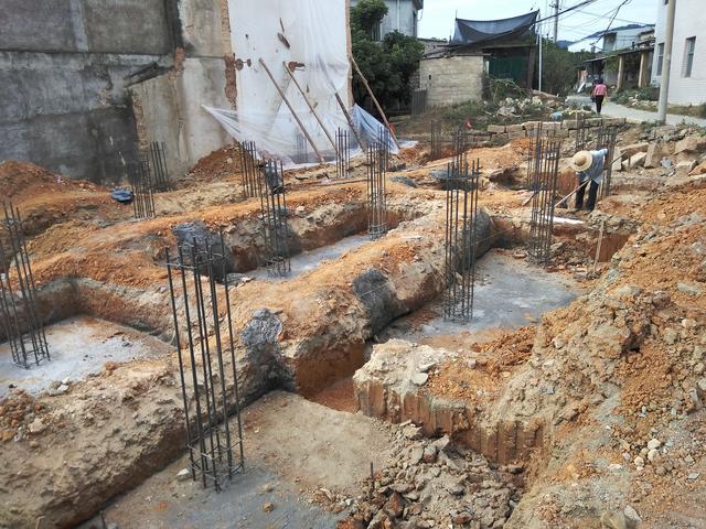 農(nóng)村自建房之地基怎么做？