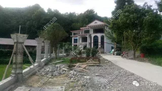 農村自建房子最新費用，大概多少錢一個平方呢