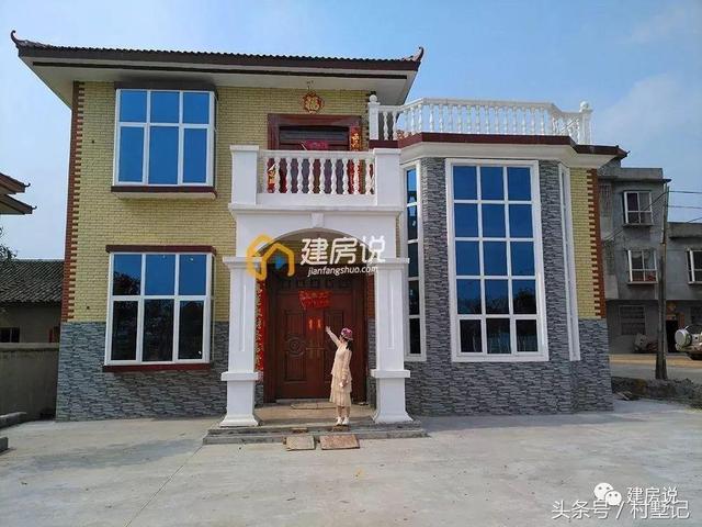 別墅實景照片圖和效果圖對比，看完肯定得給施工隊點贊