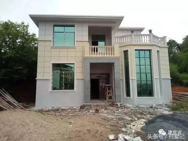 別墅實景照片圖和效果圖對比，看完肯定得給施工隊點贊