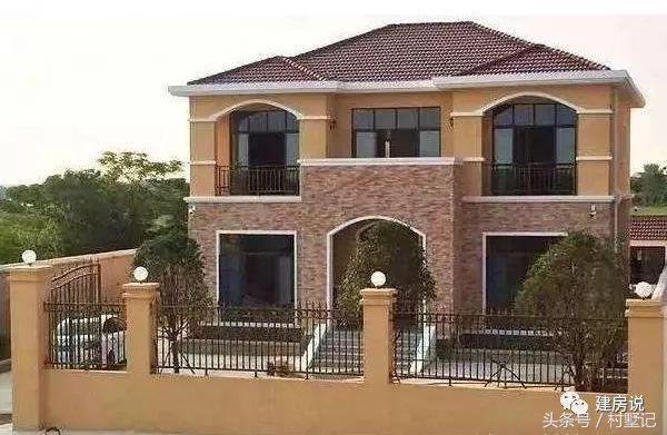 別墅實景照片圖和效果圖對比，看完肯定得給施工隊點贊