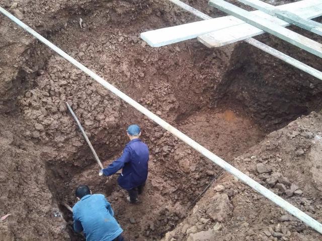 11*11米帶露臺現代二層農村小洋樓設計圖，附施工過程