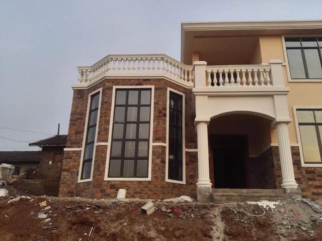 11*11米帶露臺現代二層農村小洋樓設計圖，附施工過程