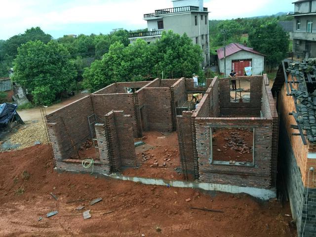 11*10米歐式二層半小別墅設計方案圖，附施工案例實拍照