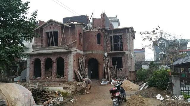 浙江80后曬新房，110萬自建花園別墅，城里人看了都眼紅！