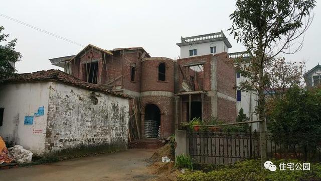 浙江80后曬新房，110萬自建花園別墅，城里人看了都眼紅！