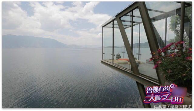 楊麗萍在洱海邊的兩棟別墅，一棟叫月亮宮和一棟叫太陽宮