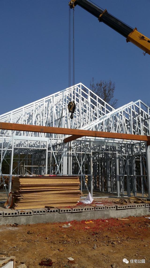 1500元每平米的輕鋼別墅，是否能取代紅磚房在農村的地位？