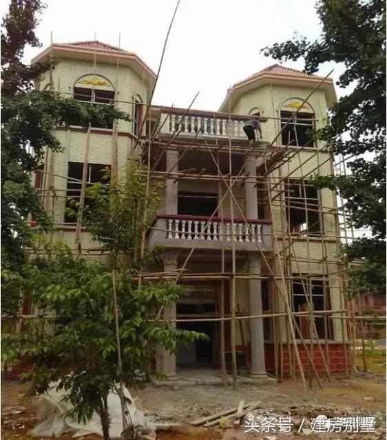 湖北自建三層別墅，主體就花了25萬，看下超值嗎