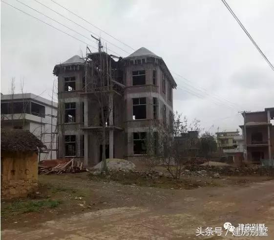 湖北自建三層別墅，主體就花了25萬，看下超值嗎