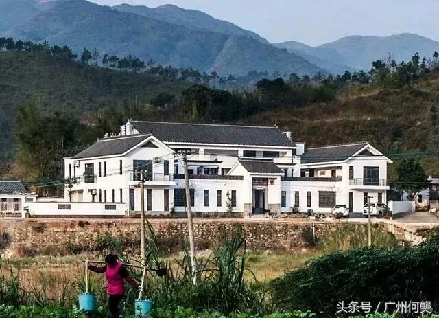 廣東農村一中式別墅實拍，路過的都駐足欣賞