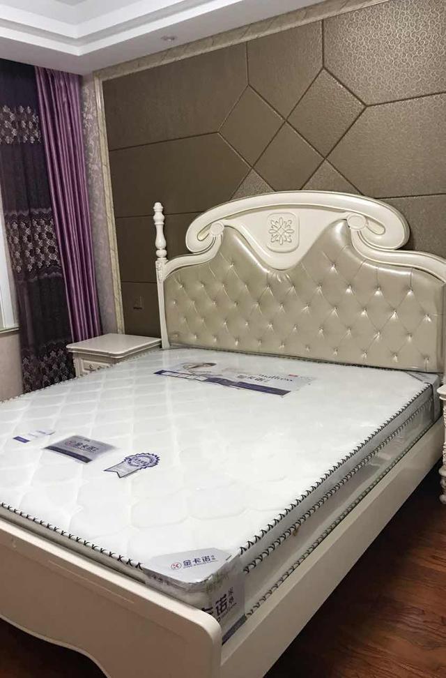 江蘇兄弟宅基地自建雙拼別墅，歐式奢華鄰居羨慕瘋！