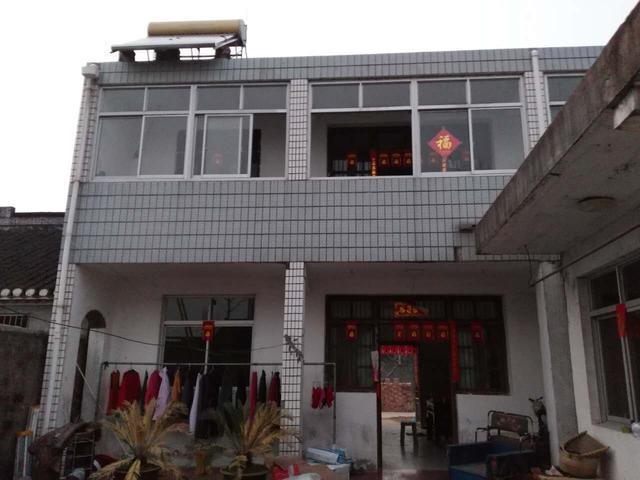 江蘇兄弟宅基地自建雙拼別墅，歐式奢華鄰居羨慕瘋！