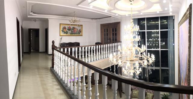 江蘇兄弟宅基地自建雙拼別墅，歐式奢華鄰居羨慕瘋！