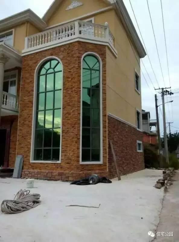 江西網友65萬建別墅，內部設計美，外有小溪環繞！