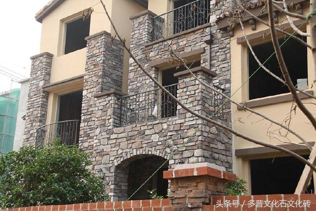 自建房設計師在鄉村6年造200套房，老鄉們搶瘋，文化石長臉了