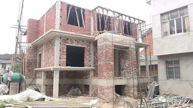 三層農(nóng)村自建房建造全過(guò)程，從施工到裝修到入住